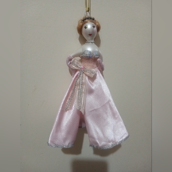 LADIES WITH ELEGANCE GLASS ORNAMENTS COLLECTIONS PRINCESS - Picture 1 of 8